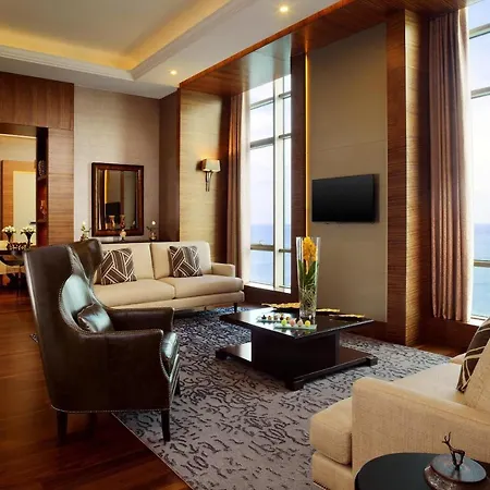 Отель Sheraton Grand 5*